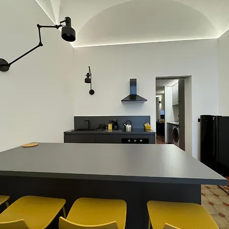 Macrhome * Catania