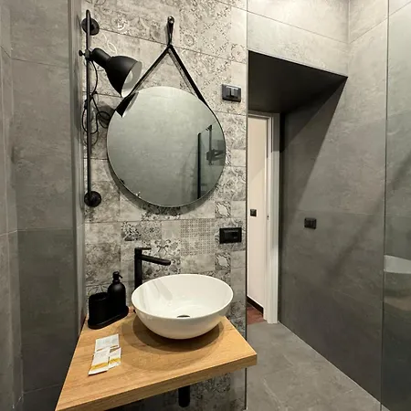 Macrhome Apartment *